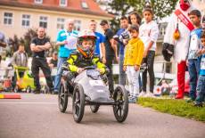 Seifenkisten auf der Piste und im Lausitz Park