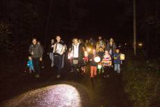 Auf zum Laternenabenteuer im Märchenwald