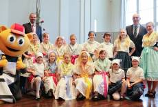 „Die Welt ist bunt“ – Kindertagsparty mit Dietmar Woidke