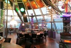 Die Erlebnismahlzeit samt Achterbahn-Action