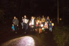 Auf zum Laternenabenteuer im Märchenwald